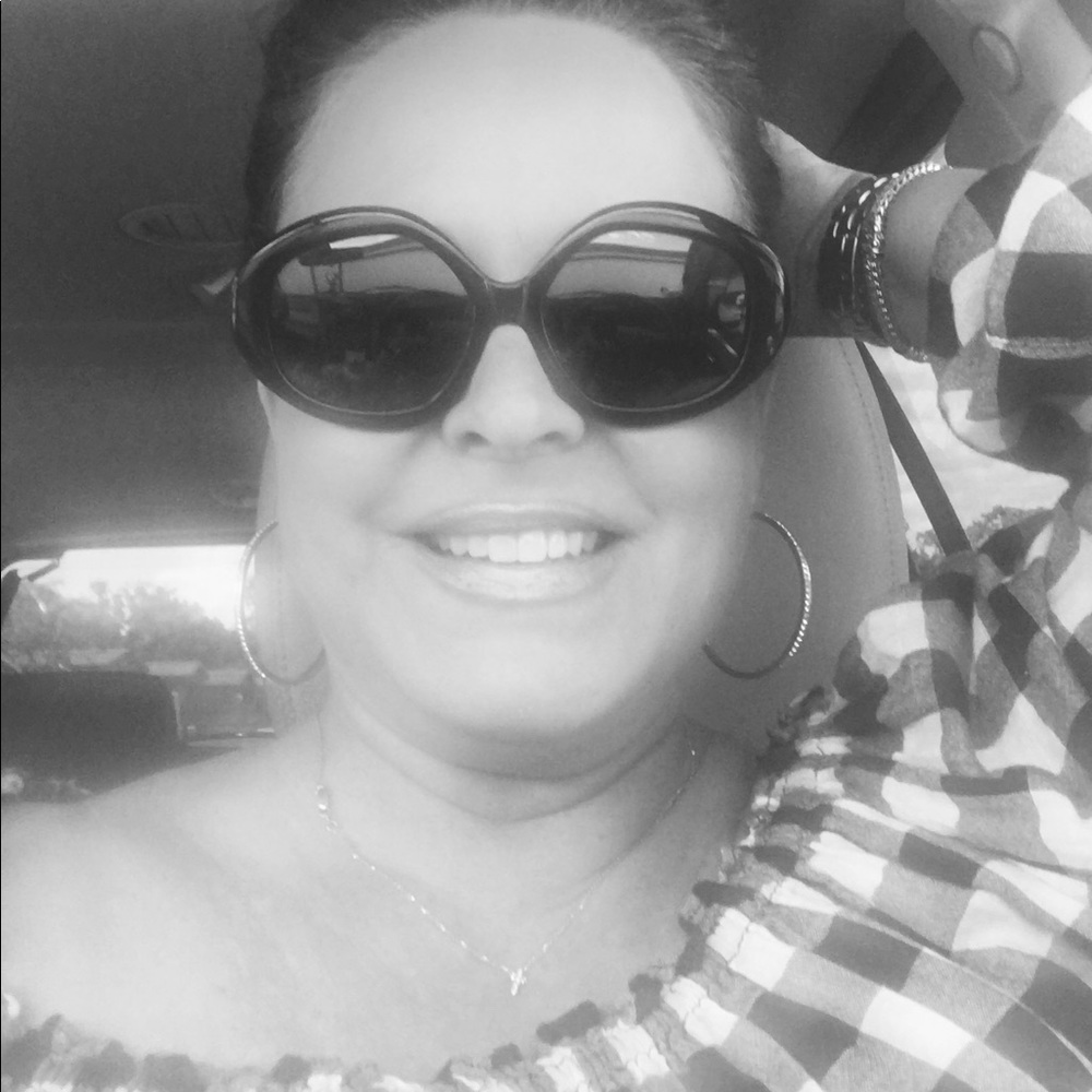 Meet your Posher, Stacy